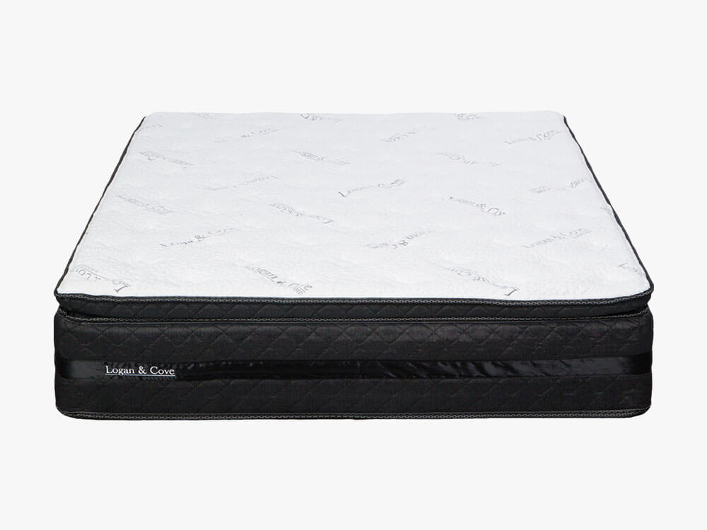 Logan & Cove Hybrid Mattress (Front) | GoodMorning.com Vue de devant du matelas Logan & Cove